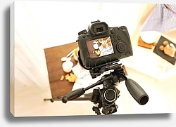 Постер Photo of food on camera