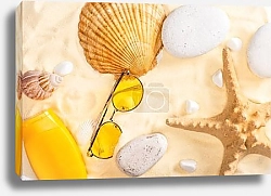 Постер Top view of sunscreen and sunglasses near starfish and seashells on sand