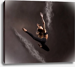 Постер Девушка танцует с мукой