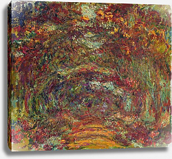 Постер Моне Клод (Claude Monet) The Rose Path, Giverny, 1920-22 Постер Моне Клод (Claude Monet) The Rose Path, Giverny, 1920-22