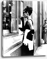 Постер Hepburn, Audrey (Breakfast At Tiffany's) 11 Постер Hepburn, Audrey (Breakfast At Tiffany's) 11