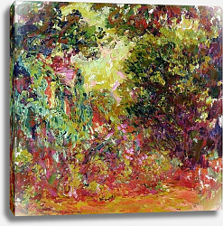 Постер Моне Клод (Claude Monet) The Artist's House from the Rose Garden, 1922-24 Постер Моне Клод (Claude Monet) The Artist's House from the Rose Garden, 1922-24