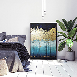 «Мистический лес» в интерьере гостиной в классическом стиле над диваном