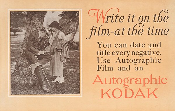 Кодак с автографом; напишите это на пленке в то время.