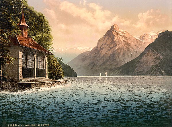 Швейцария. Часовня на берегу озера