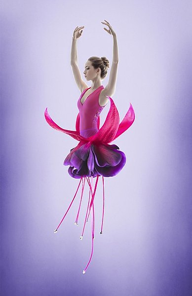 Балерина с юбкой-цветком
