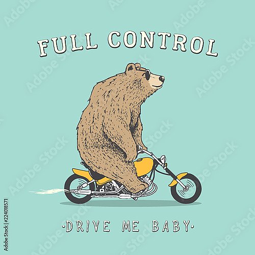 Байкер медведь едет на мотоцикле