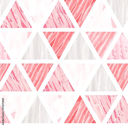 Серебристо-розовые треугольники