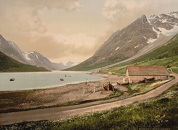 Норвегия. Живописный вид гор