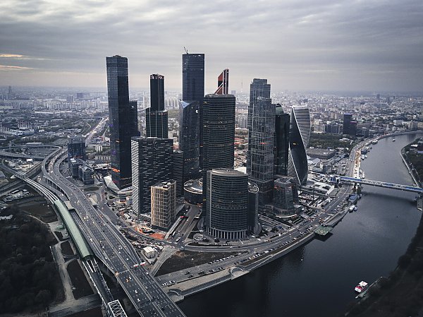 Вид с высоты на Московский бизнес-центр