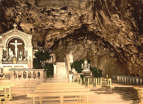 Франция. Пещера Сент-Бом