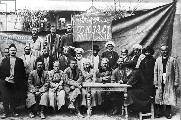 Members of Construction Workers' Union In Tashkent. 1917. Photo Reproduction From the Archives of the Tashkent Branch of the Central V.I. Lenin Museum. A. Varfolomeev/Sputnik