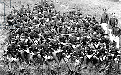 Постер Американский фотограф Company D, 8th Illinois Volunteer Regiment, c.1899 Постер Американский фотограф Company D, 8th Illinois Volunteer Regiment, c.1899