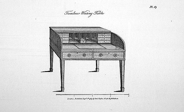 Письменный стол с ящиками и полками