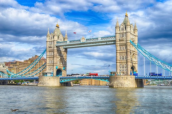 Лондонский мост, Англия