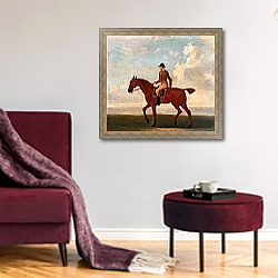 «One of Four Portraits of Horses - a Chestnut Racehorse with Jockey Up 1730» в интерьере гостиной в бордовых тонах «One of Four Portraits of Horses - a Chestnut Racehorse with Jockey Up 1730» в интерьере гостиной в бордовых тонах