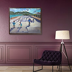 «Skateboaders, Teignmouth, 2012» в интерьере гостиной с розовым диваном «Skateboaders, Teignmouth, 2012» в интерьере гостиной с розовым диваном