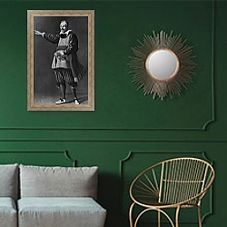«Portrait of the Marquis Ambrogio Spinola» в интерьере классической гостиной с зеленой стеной над диваном «Portrait of the Marquis Ambrogio Spinola» в интерьере классической гостиной с зеленой стеной над диваном