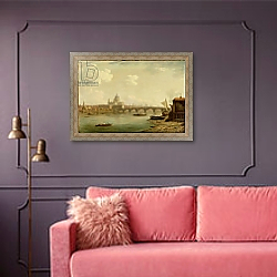 «St. Paul's and Blackfriars Bridge, London, c.1770-2» в интерьере гостиной с розовым диваном «St. Paul's and Blackfriars Bridge, London, c.1770-2» в интерьере гостиной с розовым диваном