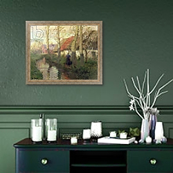«A French river landscape with a woman by cottages» в интерьере гостиной с розовым диваном «A French river landscape with a woman by cottages» в интерьере гостиной с розовым диваном