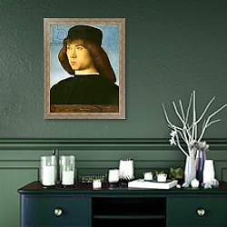 «Portrait of a Young Man, c.1490» в интерьере прихожей в зеленых тонах над комодом «Portrait of a Young Man, c.1490» в интерьере прихожей в зеленых тонах над комодом