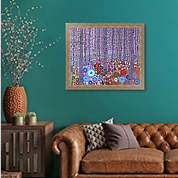 «Klimt's Forest, 2010,» в интерьере гостиной с зеленой стеной над диваном «Klimt's Forest, 2010,» в интерьере гостиной с зеленой стеной над диваном