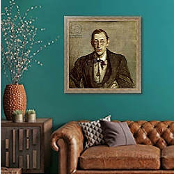 «Study for a Portrait of Igor Stravinsky, 1913» в интерьере гостиной с зеленой стеной над диваном «Study for a Portrait of Igor Stravinsky, 1913» в интерьере гостиной с зеленой стеной над диваном
