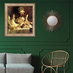 «Заговор батавов. Фрагмент» в интерьере классической гостиной с зеленой стеной над диваном