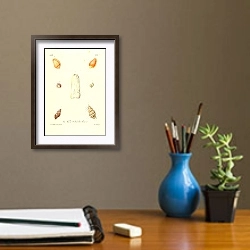 «Морские раковины 110» в интерьере кабинета с бежевыми стенами над столом