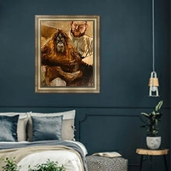 «Orang-Utan ‘Seemann’ with his keeper» в интерьере классической спальни с темными стенами