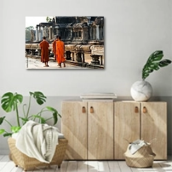 «Монахи в храме Ангкор Ват, Камбоджа» в интерьере современной комнаты над комодом