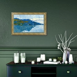 «Lake Brienz» в интерьере классической гостиной над камином