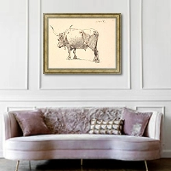 «Римский бык с колокольчиком на шее, если смотреть наискось сзади» в интерьере гостиной в классическом стиле над диваном