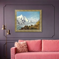 «Group of mountain climbers beside» в интерьере гостиной с розовым диваном