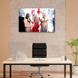 «Three gorgeous women» в интерьере офиса начальника