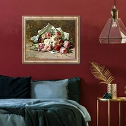 «A Bouquet of Roses,» в интерьере спальни с акцентной стеной