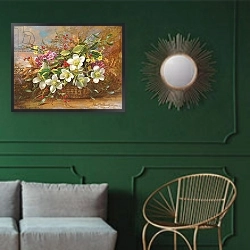 «Winter Flora in a Woodland Shade» в интерьере классической гостиной с зеленой стеной над диваном