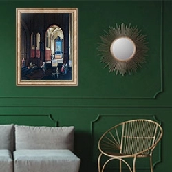 «Вид на часовню вечером» в интерьере классической гостиной с зеленой стеной над диваном