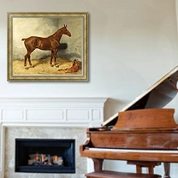 «Лошадь в конюшне» в интерьере классической гостиной над камином
