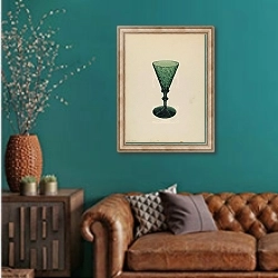 «Sherry Wine Glass» в интерьере гостиной с зеленой стеной над диваном