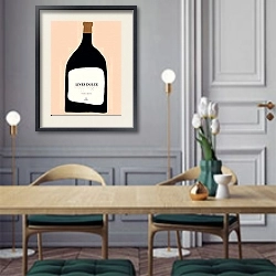 «French wine» в интерьере классической кухни у двери