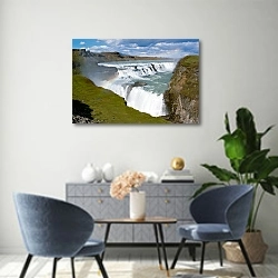 «Водопад Гюдльфосс. Исландия» в интерьере современной гостиной над комодом
