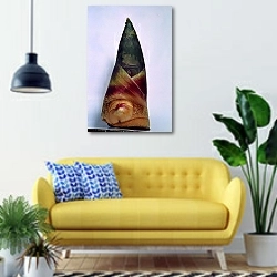 «Физалис 1» в интерьере современной гостиной с желтым диваном