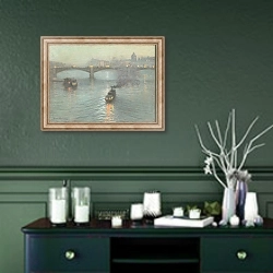 «Вечер на берегу Сены» в интерьере прихожей в зеленых тонах над комодом