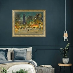 «Башня Сен-Жак» в интерьере классической спальни с темными стенами