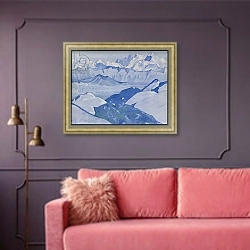 «Everest Range, 'Himalayan' series, 1924» в интерьере гостиной с розовым диваном