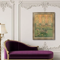 «Roses de Trianon» в интерьере в классическом стиле над банкеткой