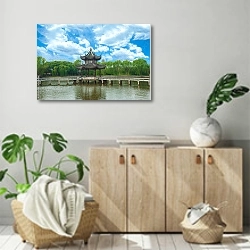 «Классический китайский сад летом» в интерьере современной комнаты над комодом