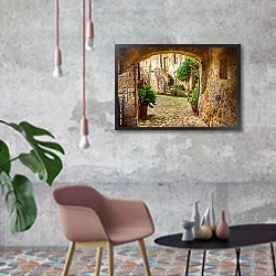 «Узкая улица с аркой средневекового города Сорано, Италия» в интерьере в стиле лофт с бетонной стеной