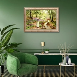 «The Bluebell Glade» в интерьере гостиной в зеленых тонах